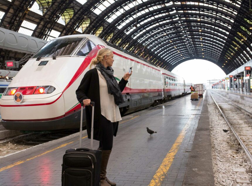 Ponte di Ognissanti: gli italiani scelgono di viaggiare in treno